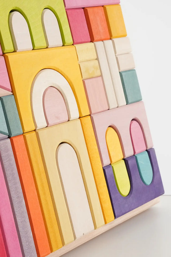 Wooden Castle Stacker – 6-Piece Montessori Toy