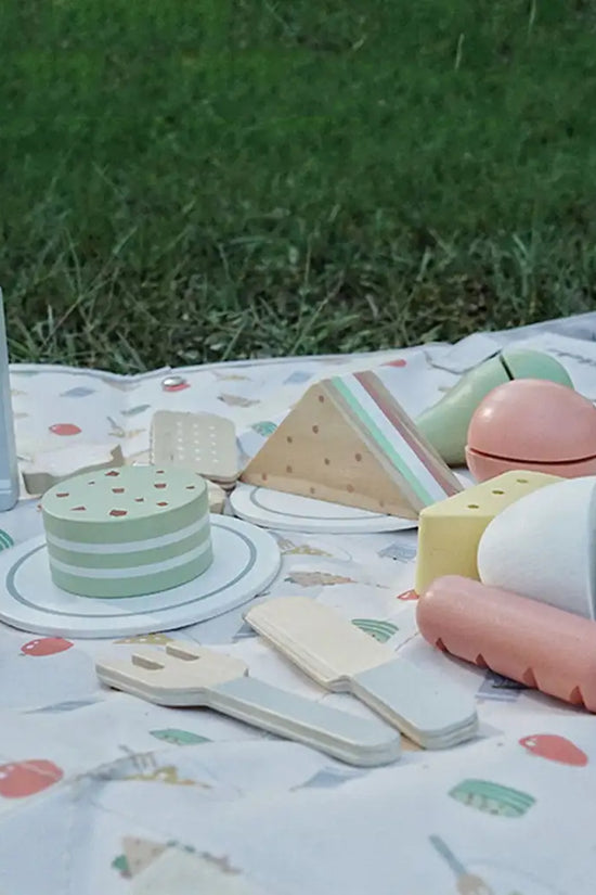 Wooden Picnic Toy Set